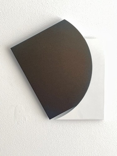 NOAH BIRCH - we all look the same to the worms